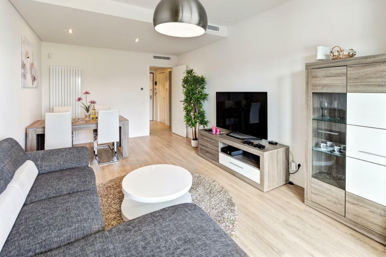 Luxurious T2 Apartment, Olhos Dagua アルブフェイラ エクステリア 写真