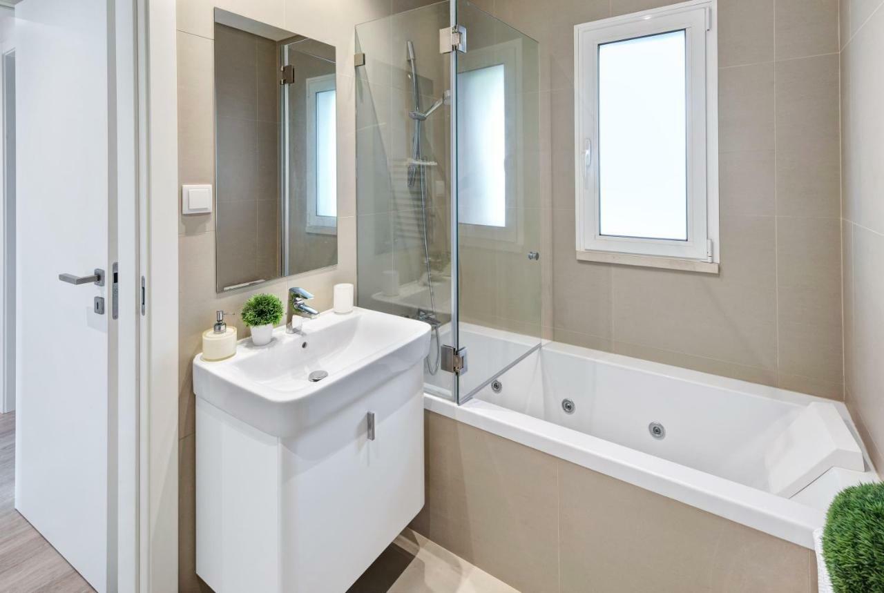 Luxurious T2 Apartment, Olhos Dagua アルブフェイラ エクステリア 写真