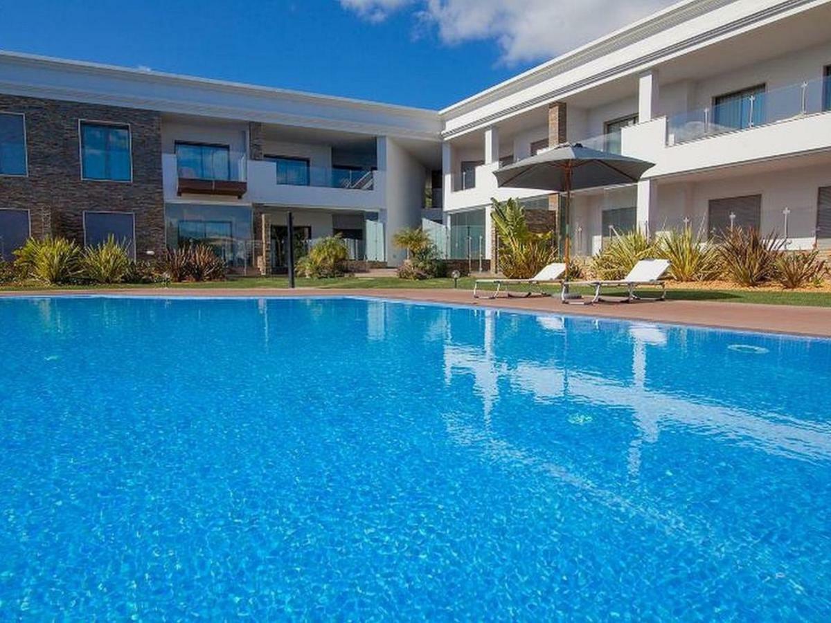 Luxurious T2 Apartment, Olhos Dagua アルブフェイラ エクステリア 写真